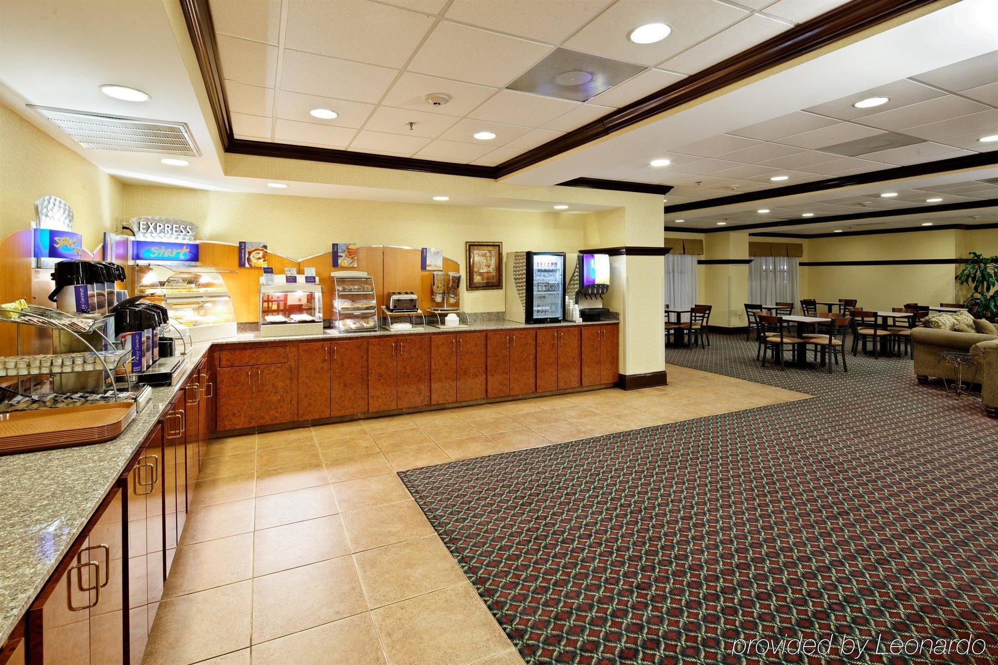 Holiday Inn Express & Suites - Grenada, An Ihg Hotel Restaurant photo